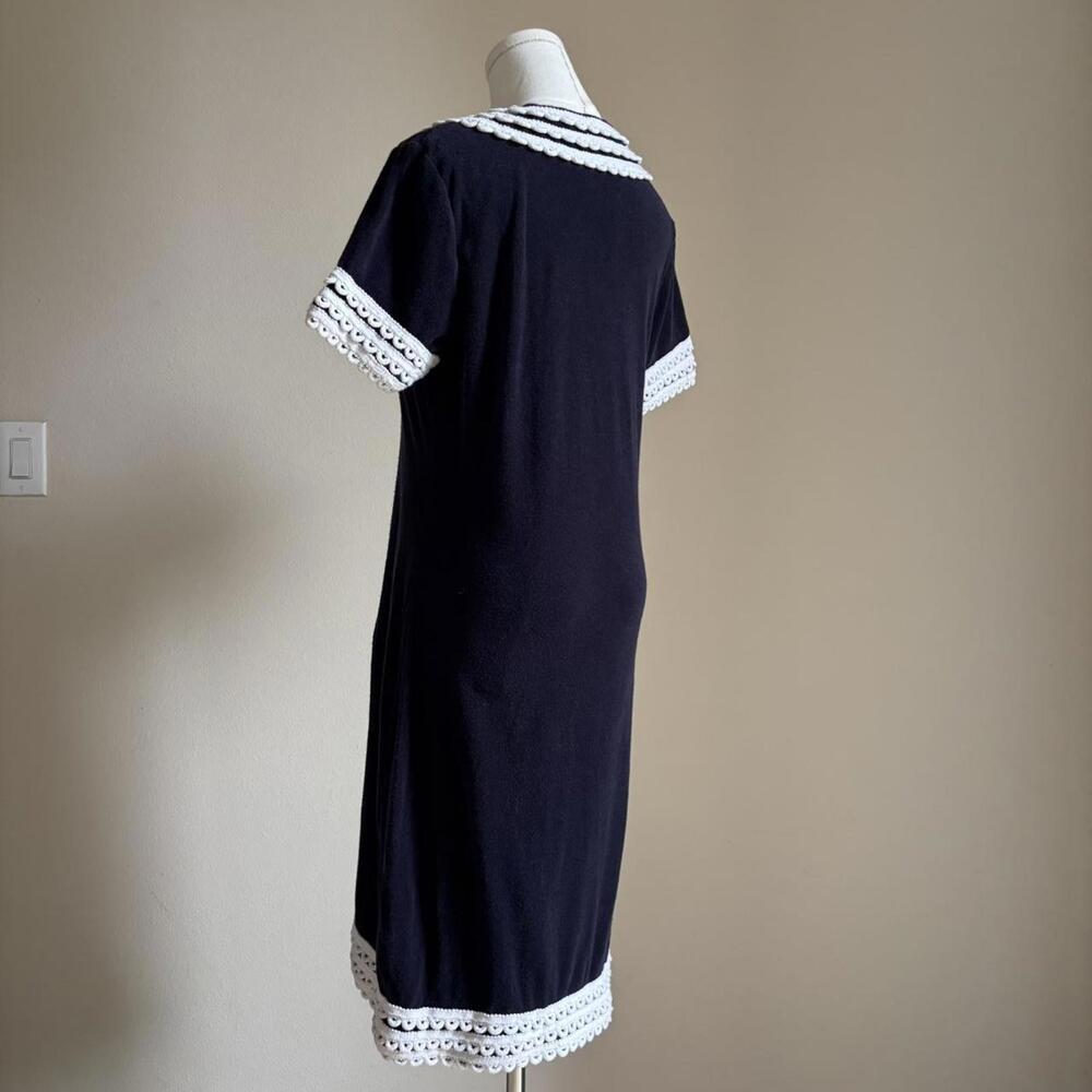 Elegant Blue and White Dress - Picture 5 of 7